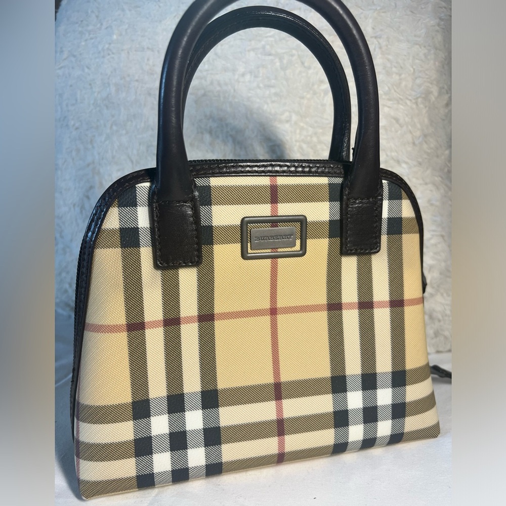 Burberry Beige/Brown House Check PVC Pochette (Alma Nano Style)
